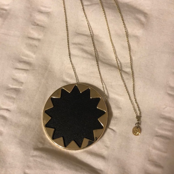 House of Harlow Sunburst Pendant - Picture 3 of 3